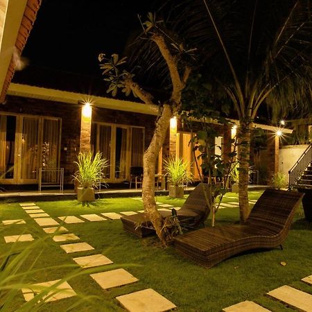 Umah Nugraha Hotel Canggu  Exterior photo